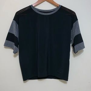 Nike Cropped Workout/Lifestyle top